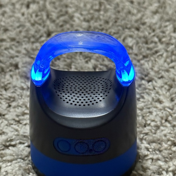 MOPAR AUDIO WATER BOTTLE - Picture 5 of 6